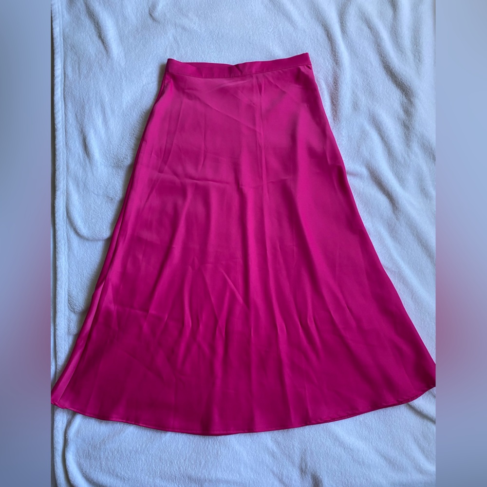 Elegant Pink Women's Skirt